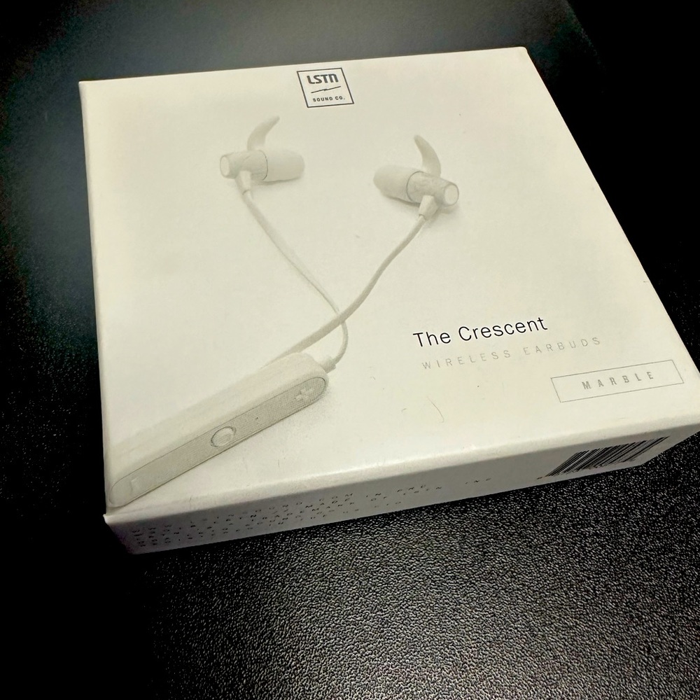 Wireless earphones